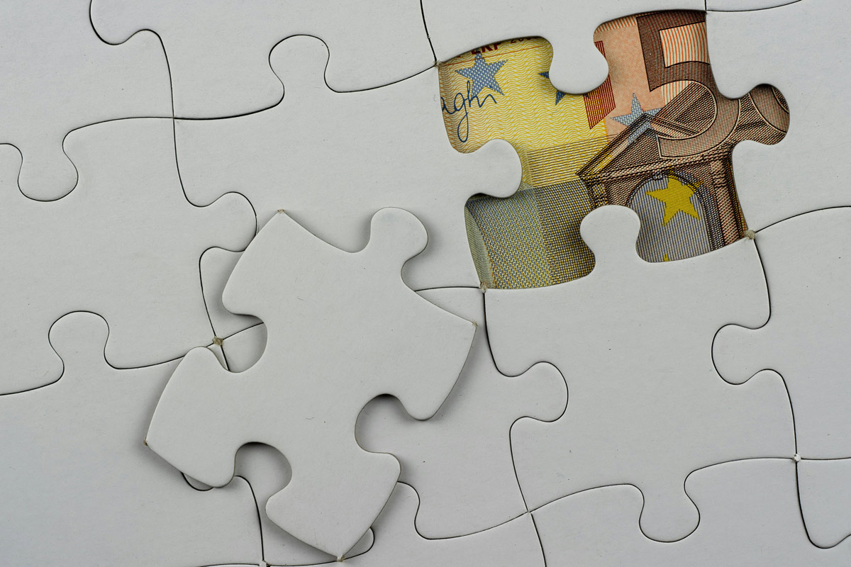 Blank puzzle pieces coming together representing the journey of understanding neurodivergence and finding the missing pieces through proper diagnosis.